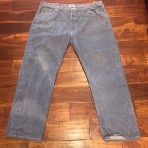 Levis 501 Button Fly Jeans Mens 44 x 33 Actual Measure Light Wash 100% Cotton